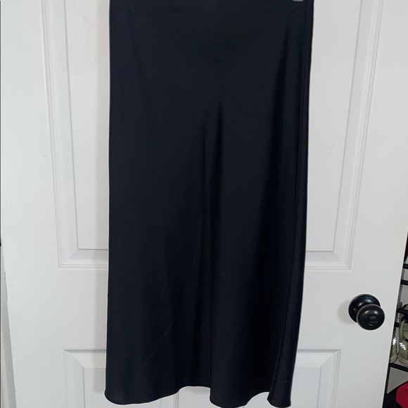 J. Crew Dresses & Skirts - J. Crew Black A-Line Women's Skirt - Sleek Panel